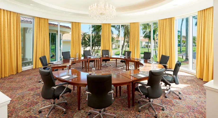 68201725_Babe_Zaharias_Boardroom_2000x1335_O